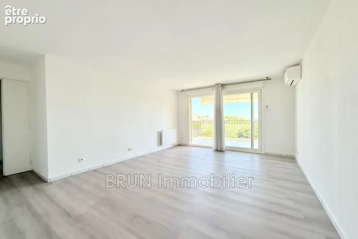 Appartement 4 pièces 74 m² à vendre à Antibes (06600) - photo 3