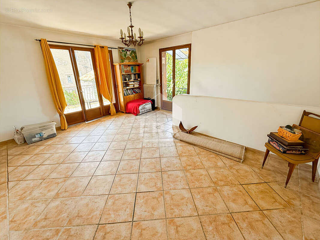 Maison 166m² à les pennes-mirabeau - photo 10