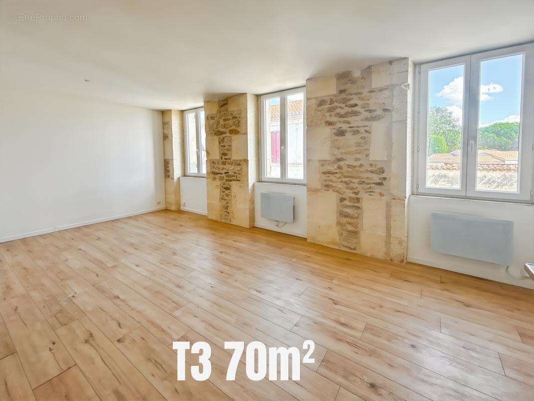Appartement à BRIZAMBOURG
