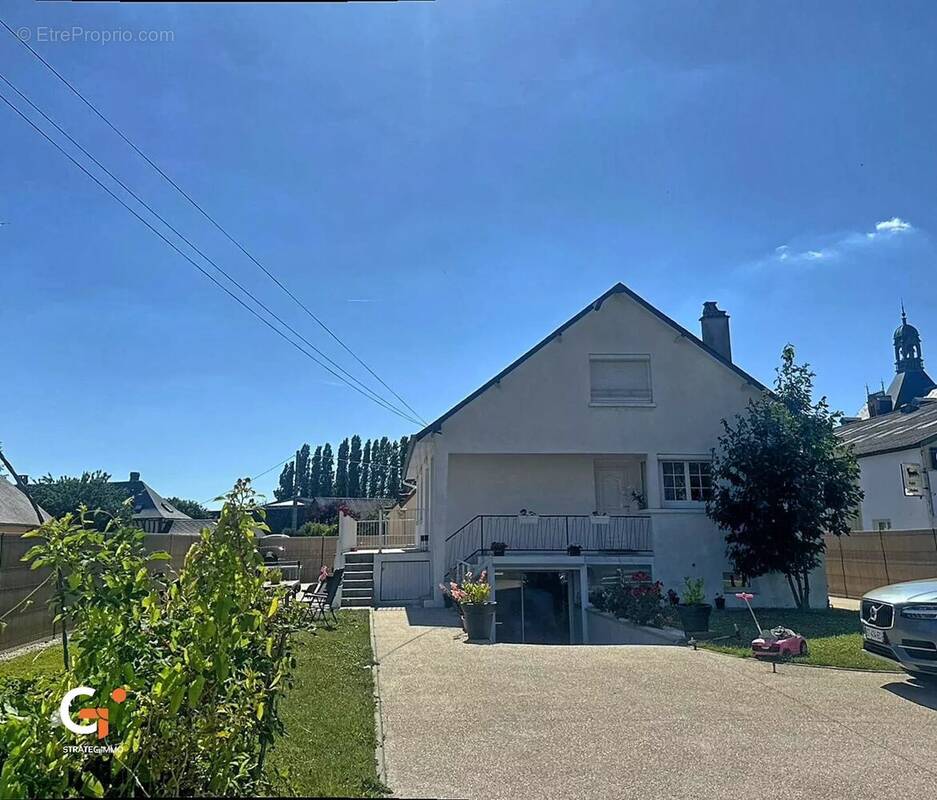 Maison à BOURG-ACHARD