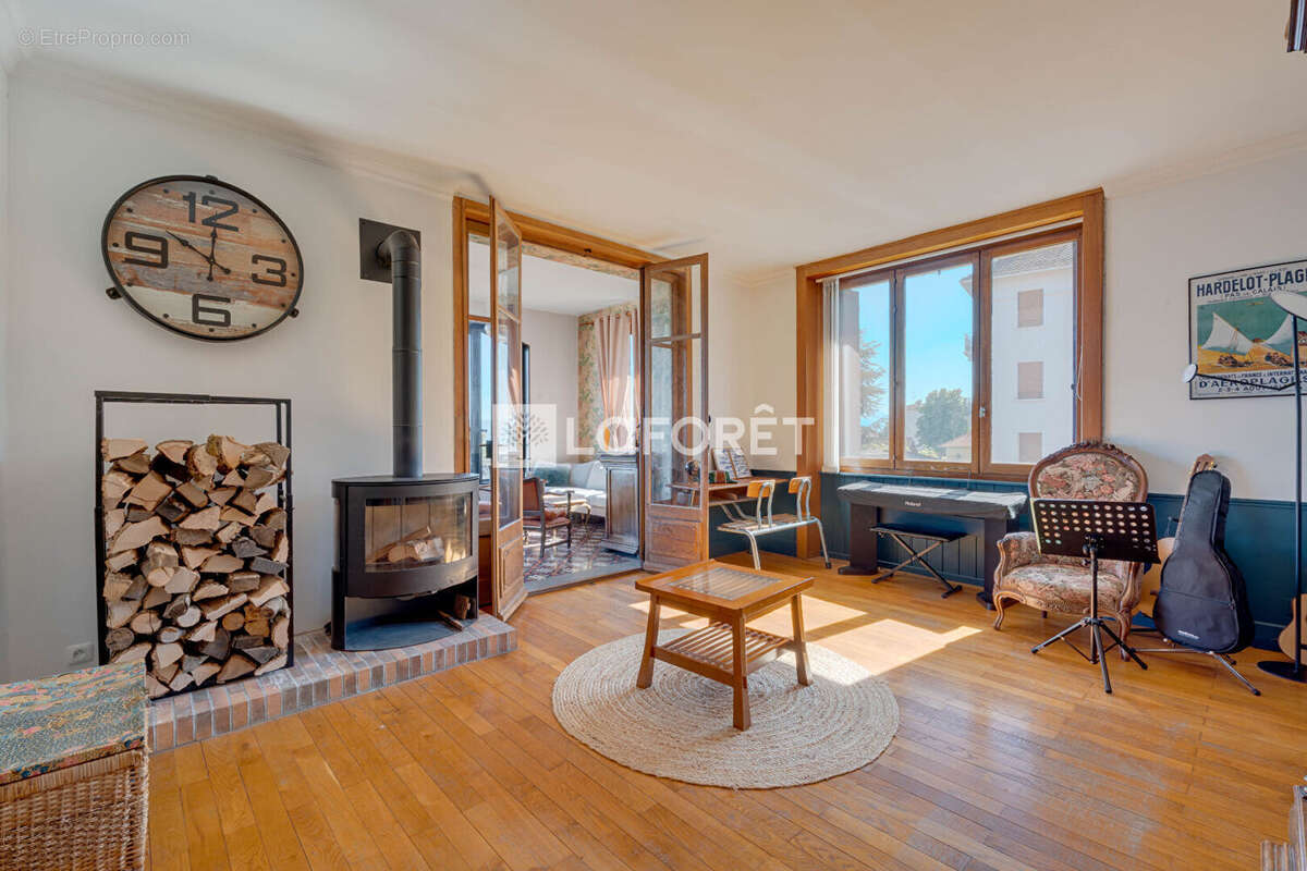 Appartement à EVIAN-LES-BAINS