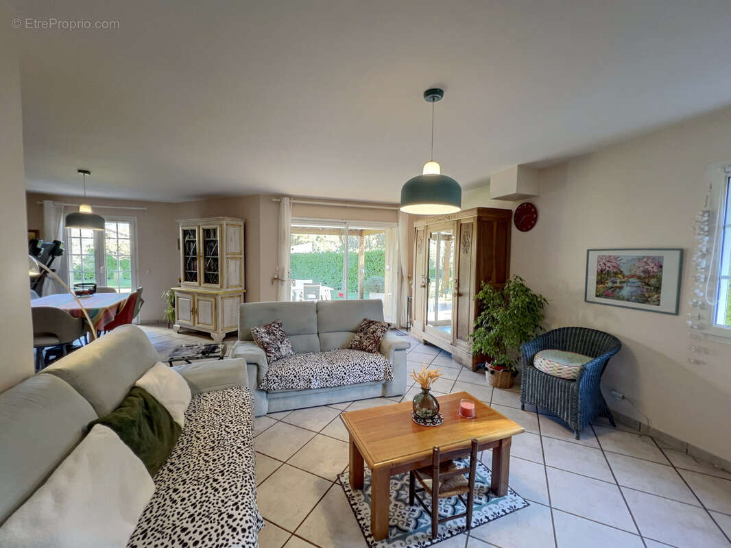 Maison à SAINT-PERAY