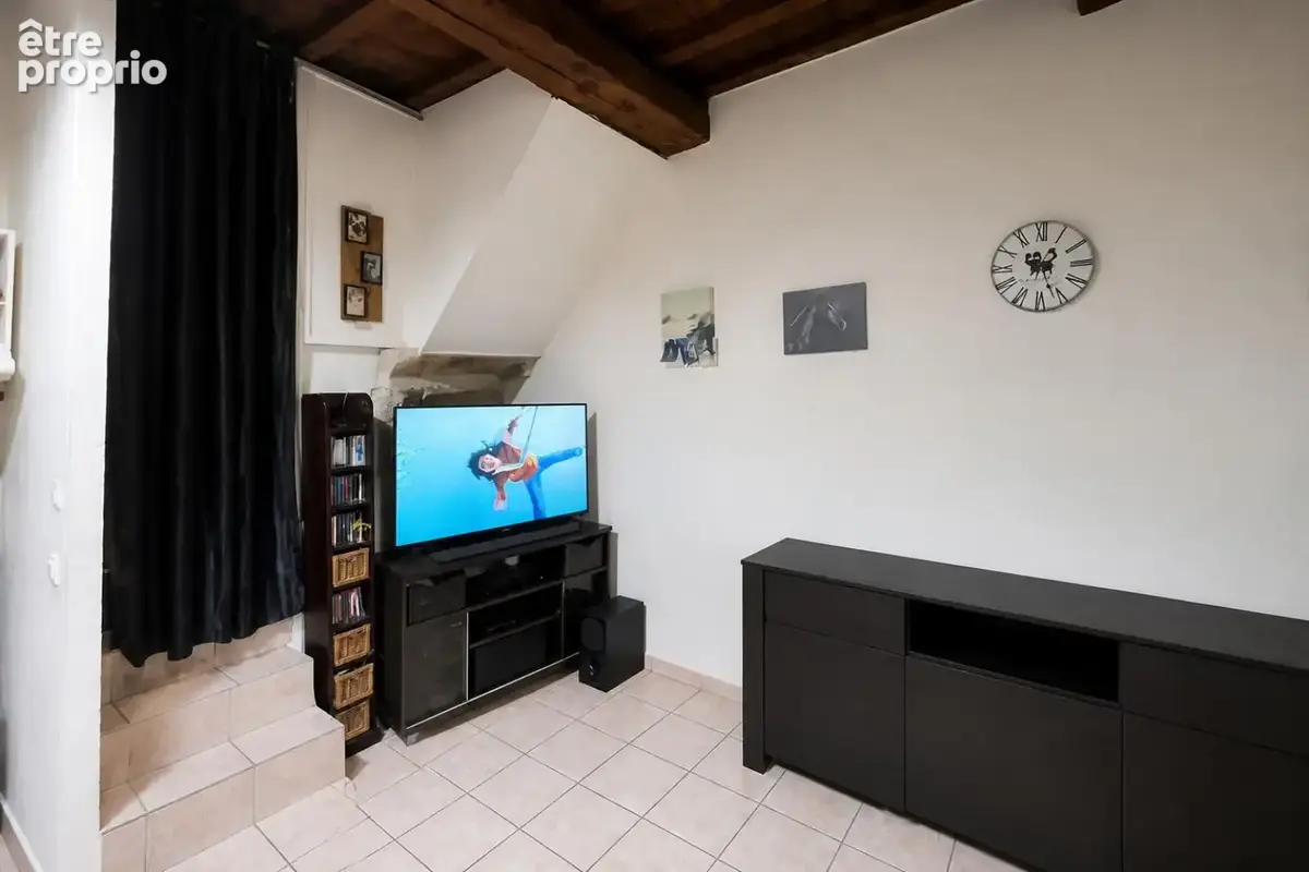 Appartement 4 pièces 48 m² à vendre à Sommieres (30250) - photo 2