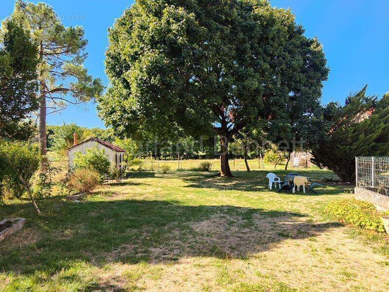 Maison à SAUZE-VAUSSAIS