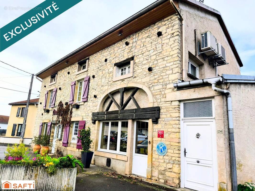 Photo 1 - Commerce à CHAMAGNE