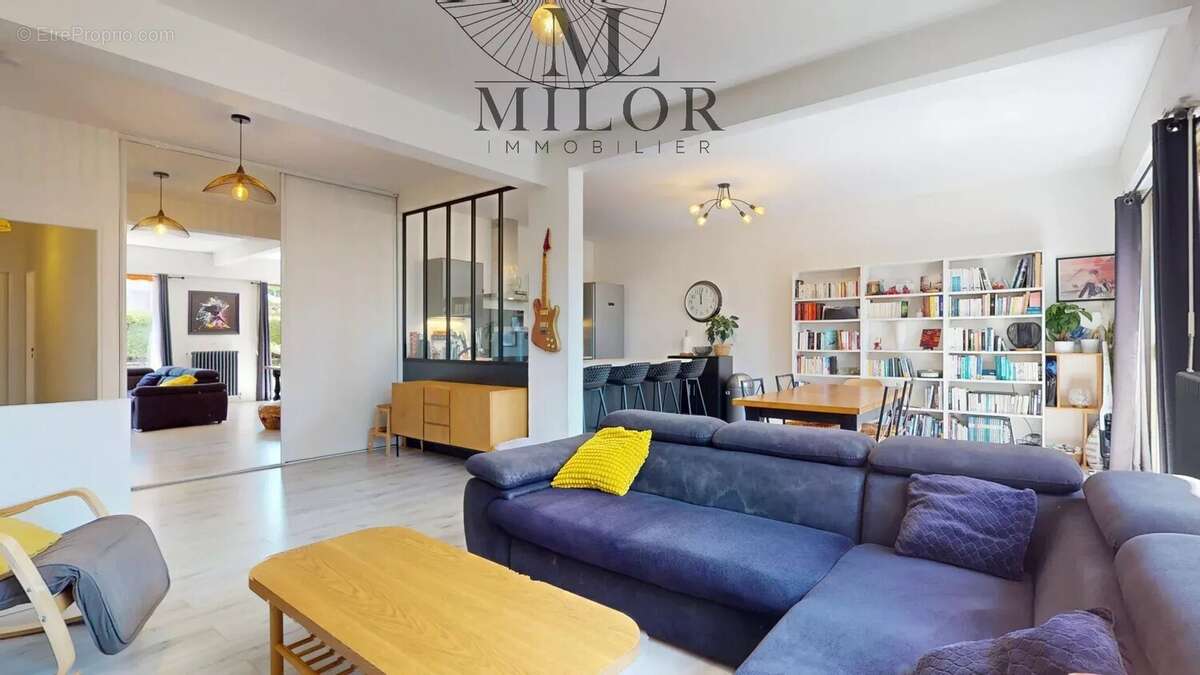 3 pieces - 2 terrasses - parking - parfait etat - photo 4