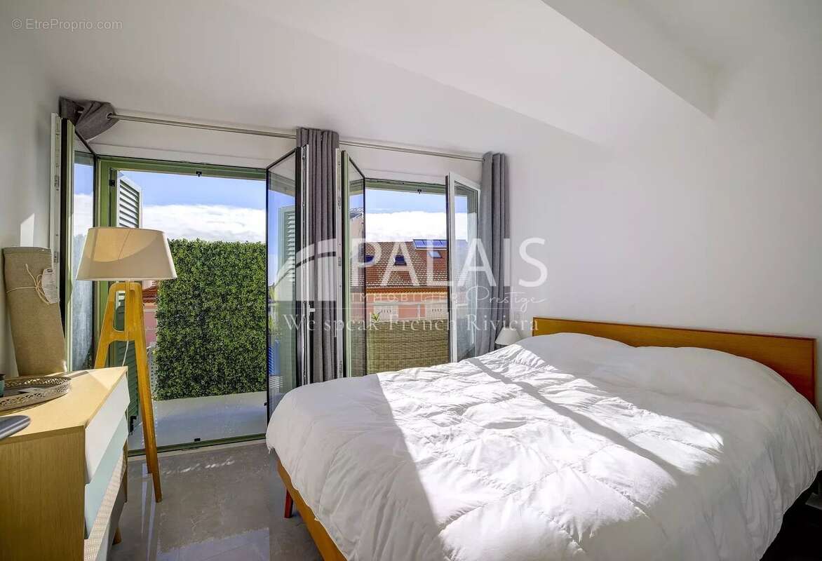 Appartement à VILLEFRANCHE-SUR-MER
