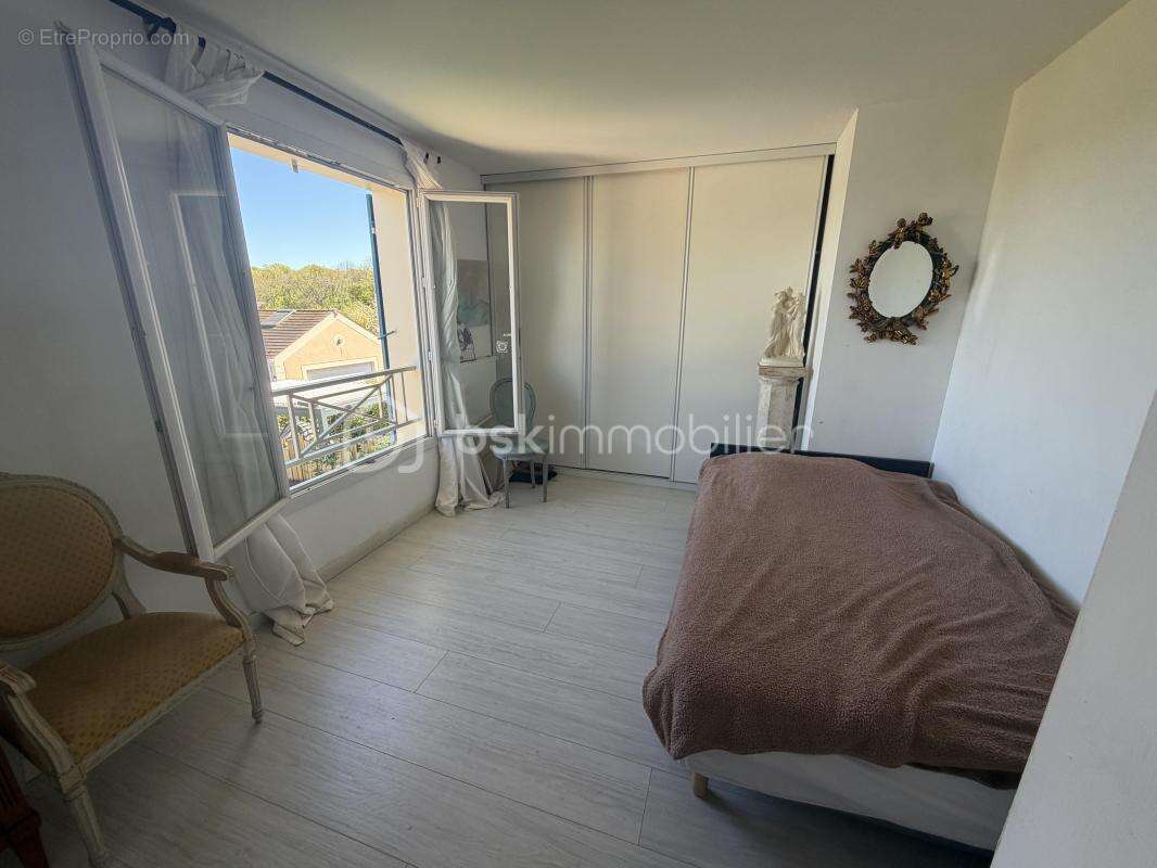 Maison à MAGNY-LE-HONGRE