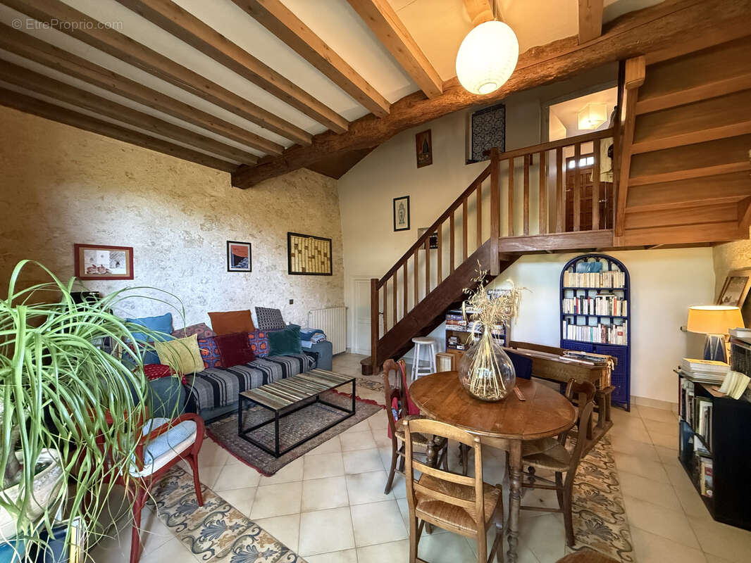 Maison à CASSAIGNE