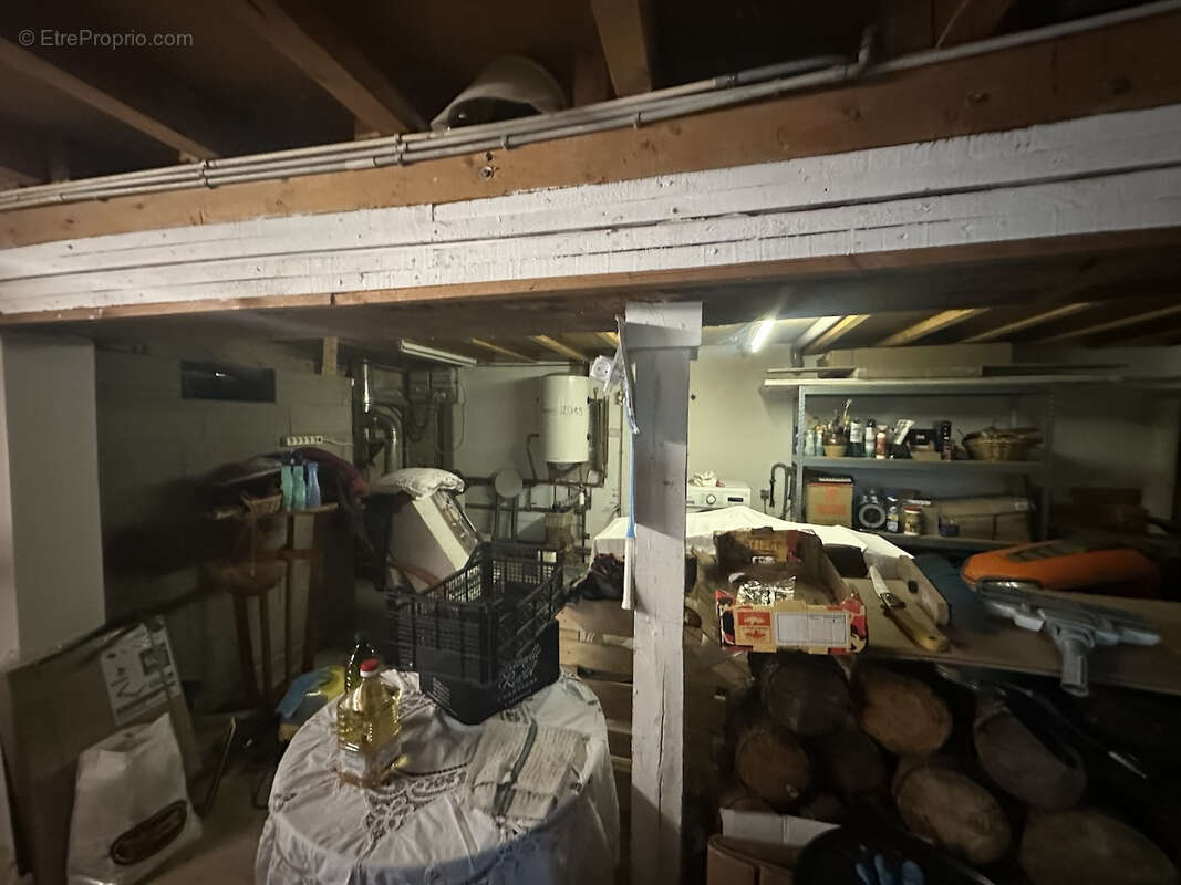 Maison à SEMUR-EN-BRIONNAIS