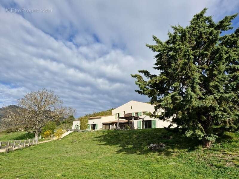 LA PALUD SUR VERDON Gite avec cuisine professionnelle, piscine - photo 8