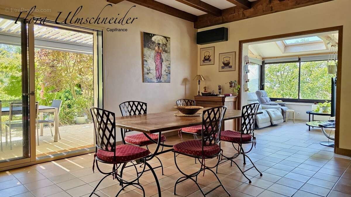 Maison familiale d'environ 135 m² avec vue panoramique, au cœur d'un écrin de verdure à CHANAZ (73). À seulement 25 minutes d'Ai - photo 6