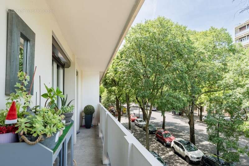 Toulouse 31000 – appartement t4 avec balcon, ascenseur et cave situé au 12 boulevard maréchal leclerc - photo 10
