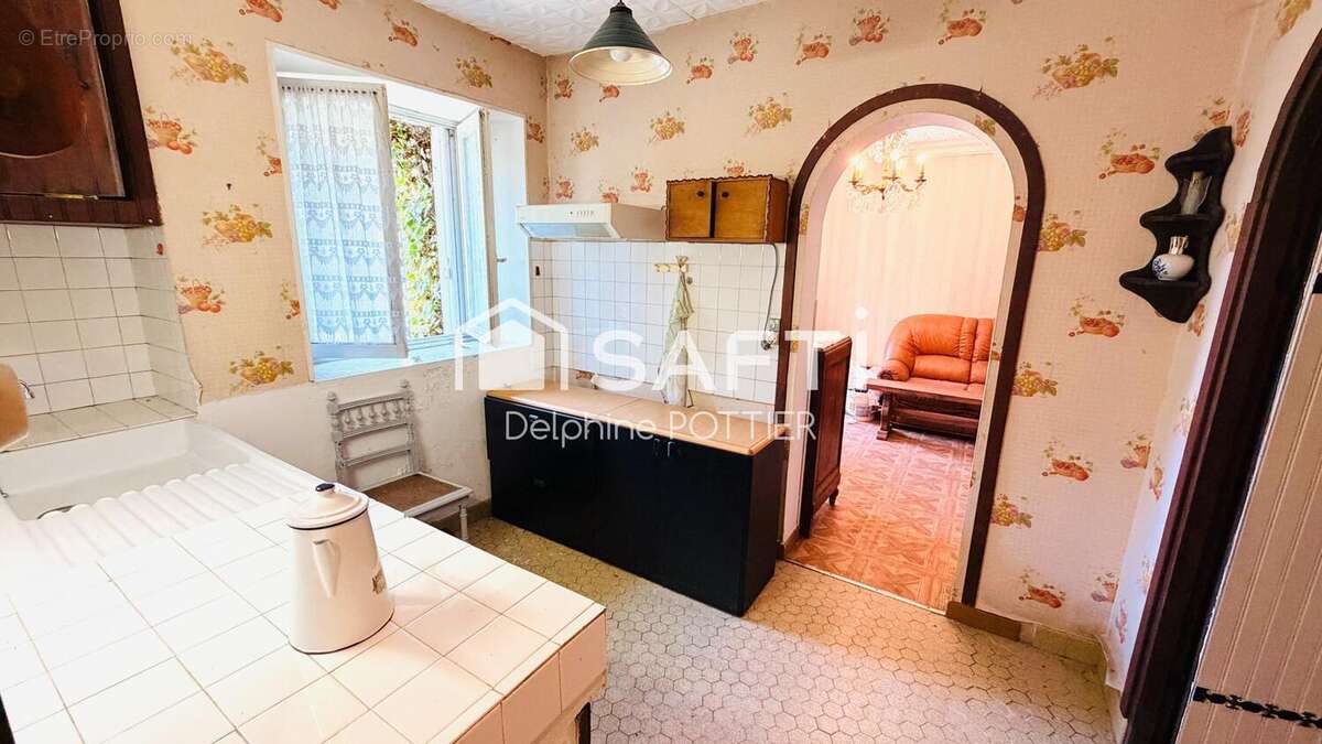 Maison 393 m² à Crepy-En-Valois  - photo 7