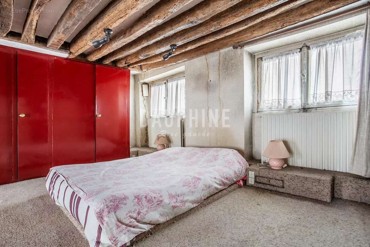 Appartement à PARIS-6E
