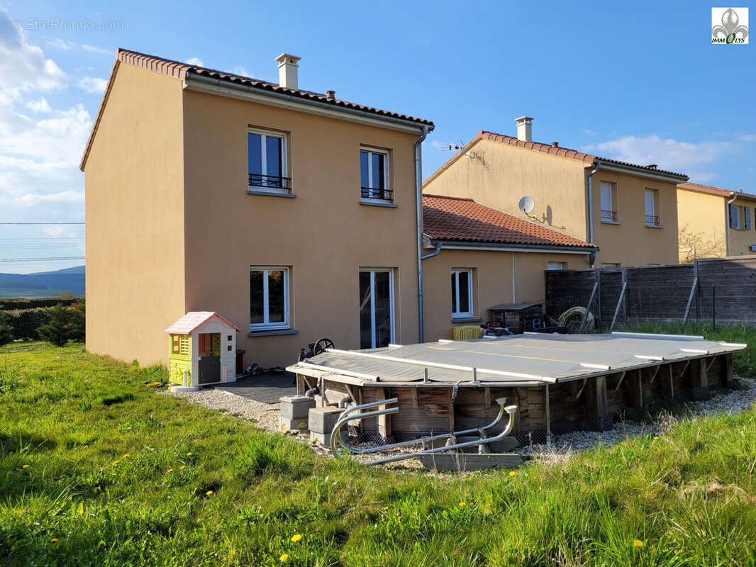 Maison à CLESSE