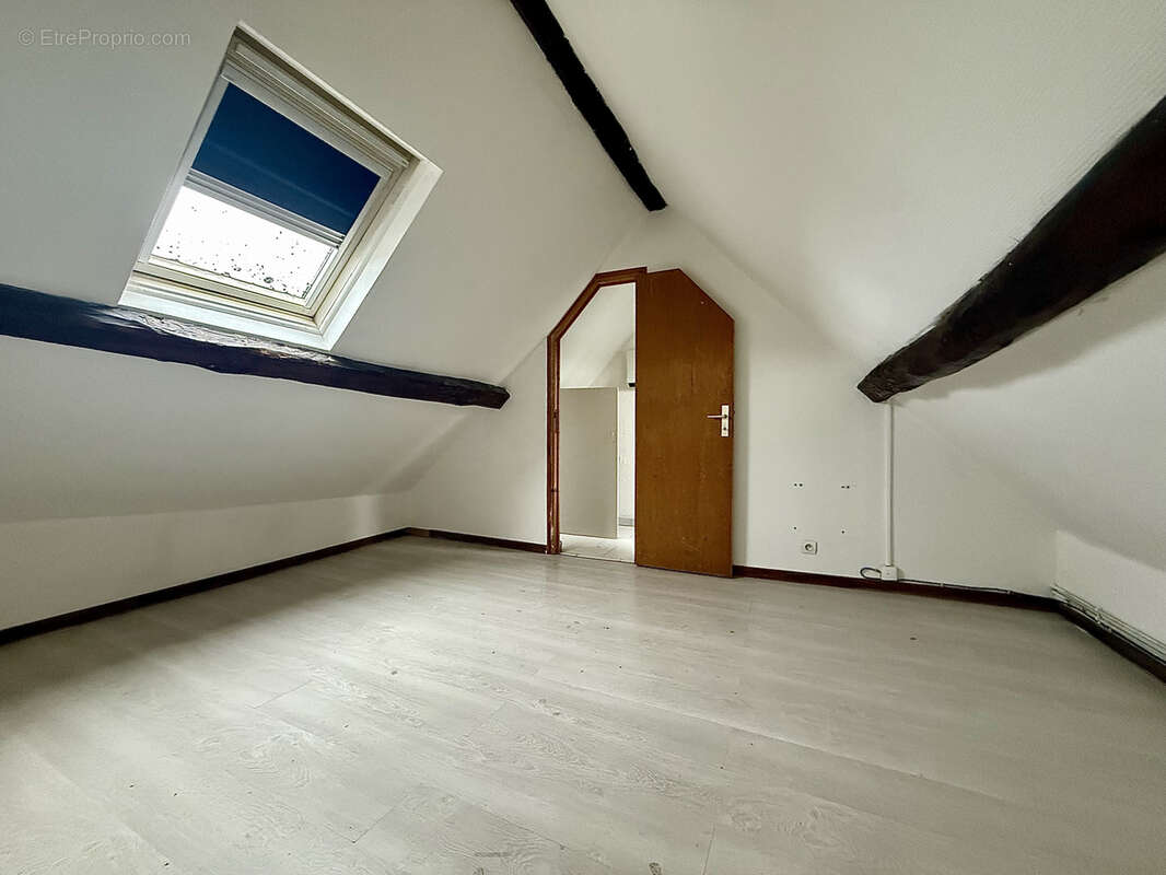 Appartement à CRESSY