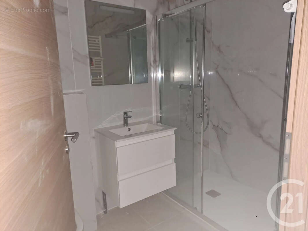 Appartement 95 m² à Anet  - photo 6