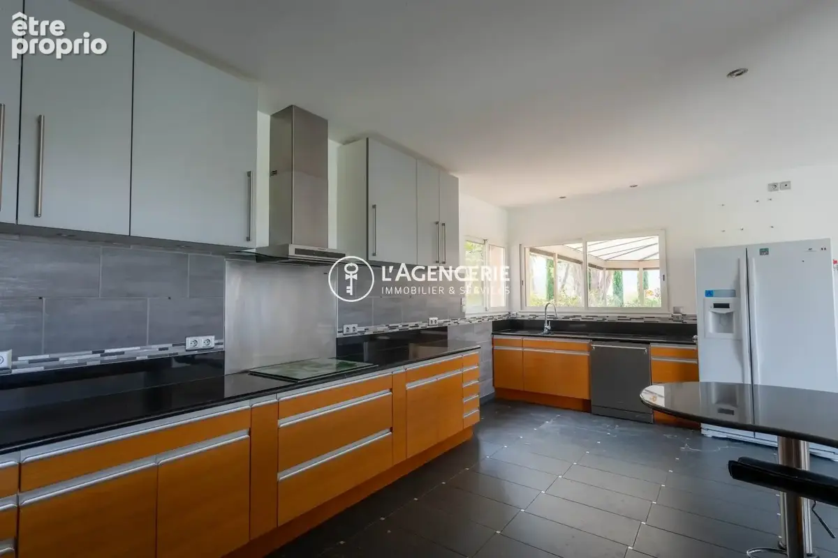 Maison 8 pièces 298 m² à vendre à Saussenac (81350) - photo 4