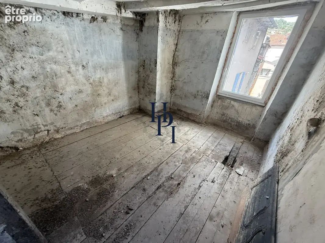 Vente maison de ville avec local à rénover Saint-Affrique - photo 5