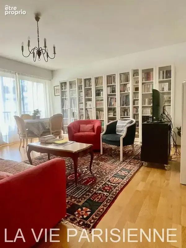 Appartement à PARIS-15E