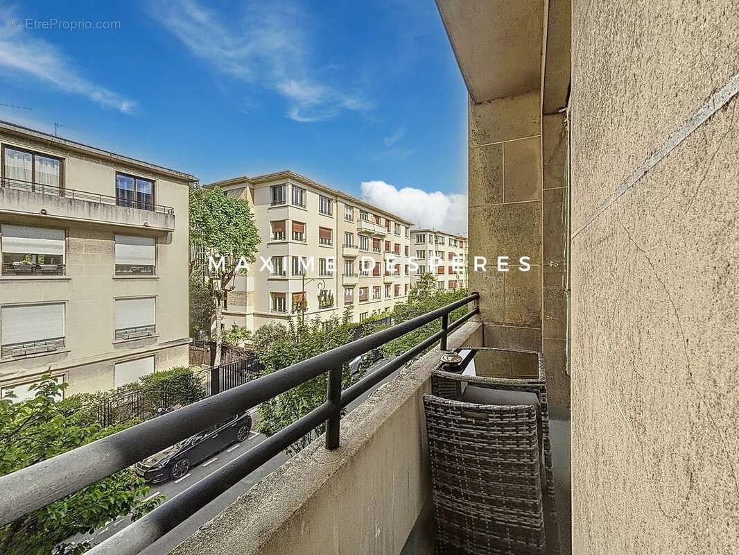Appartement à NEUILLY-SUR-SEINE