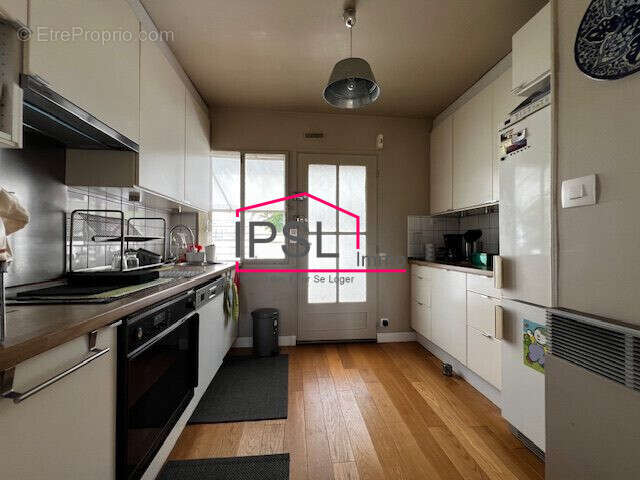 Maison 59 m² à Vert-Saint-Denis  - photo 6