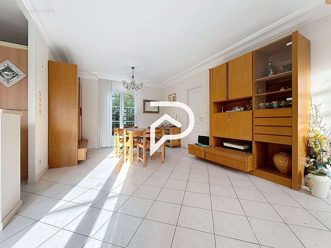 Maison à CHAMBRAY-LES-TOURS