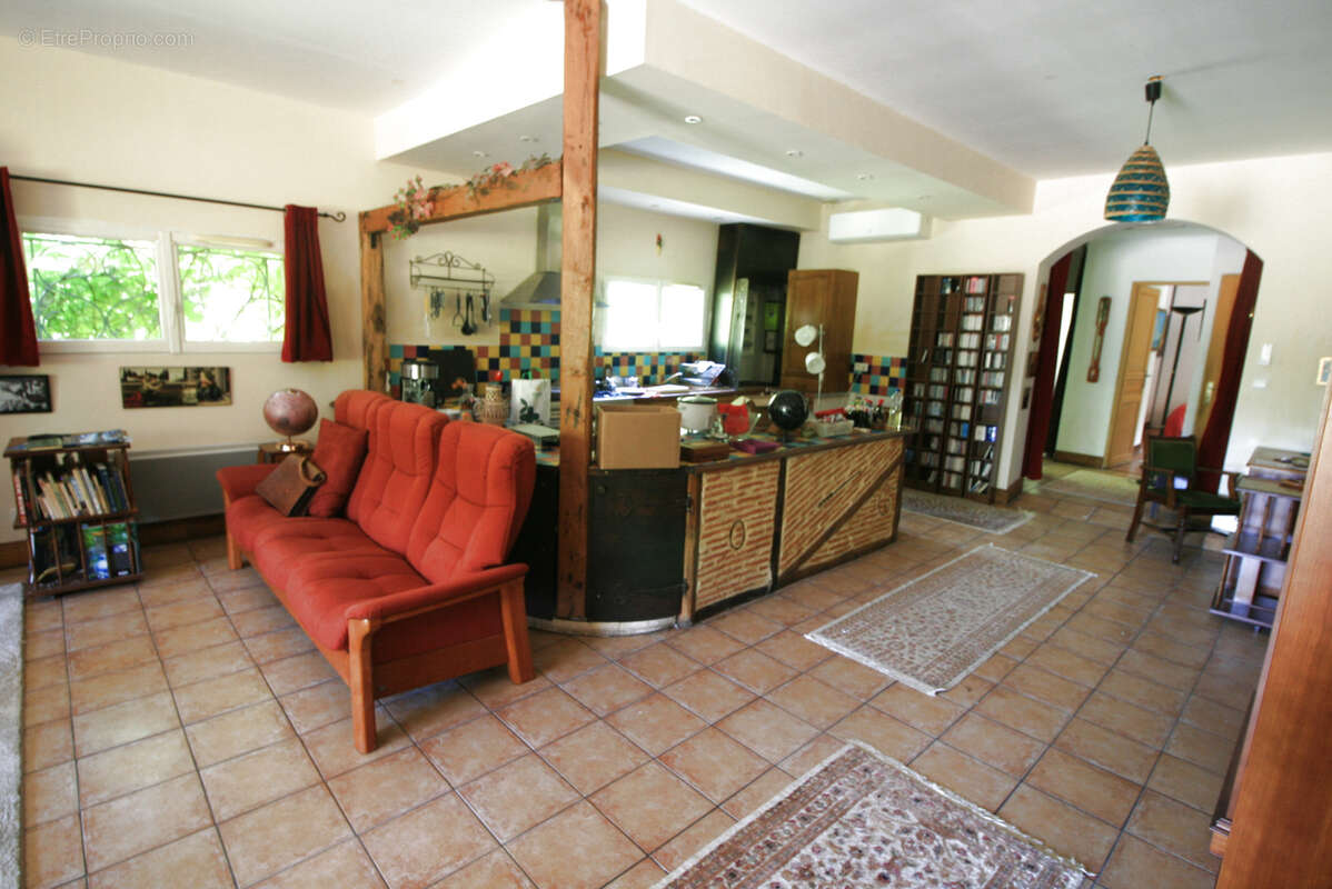 Maison à MONPLAISANT