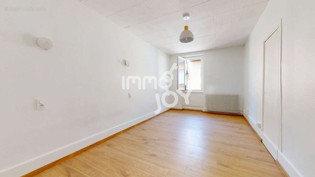 Appartement à VENERQUE