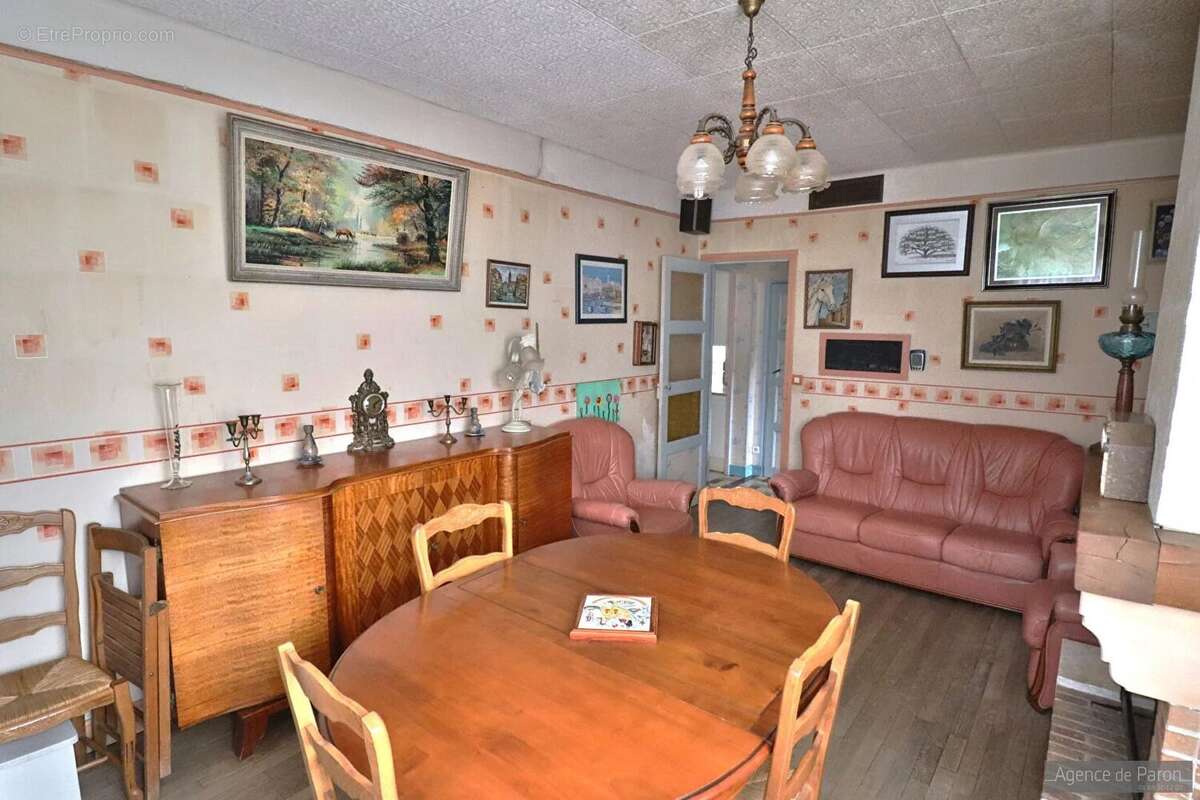 Maison à VERRIERES-LE-BUISSON