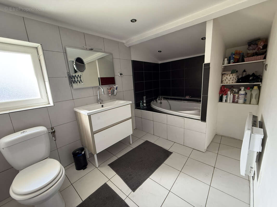 Maison à COLOMBIERS