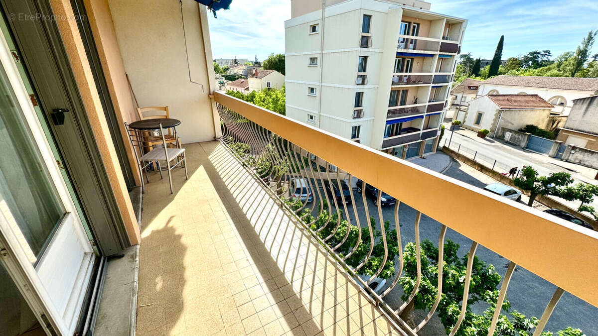 Appartement à SORGUES