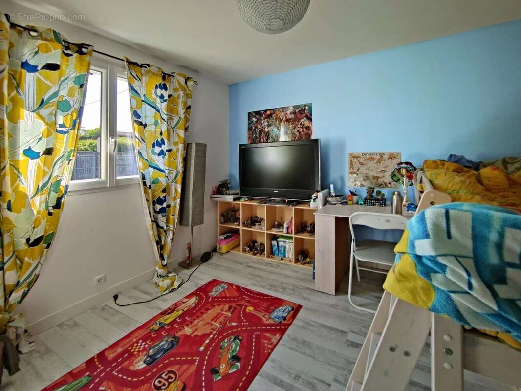 Maison à AYGUEMORTE-LES-GRAVES