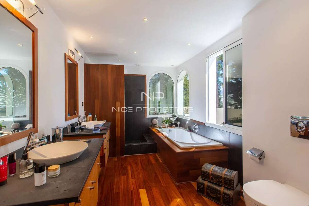 Superbe appartement -Villa style Art Déco,  terrasses, vue panoramique mer et ville - photo 13