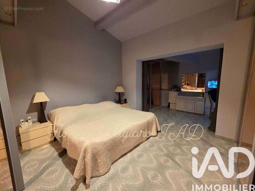 Photo 9 - Maison à LA CADIERE-D'AZUR