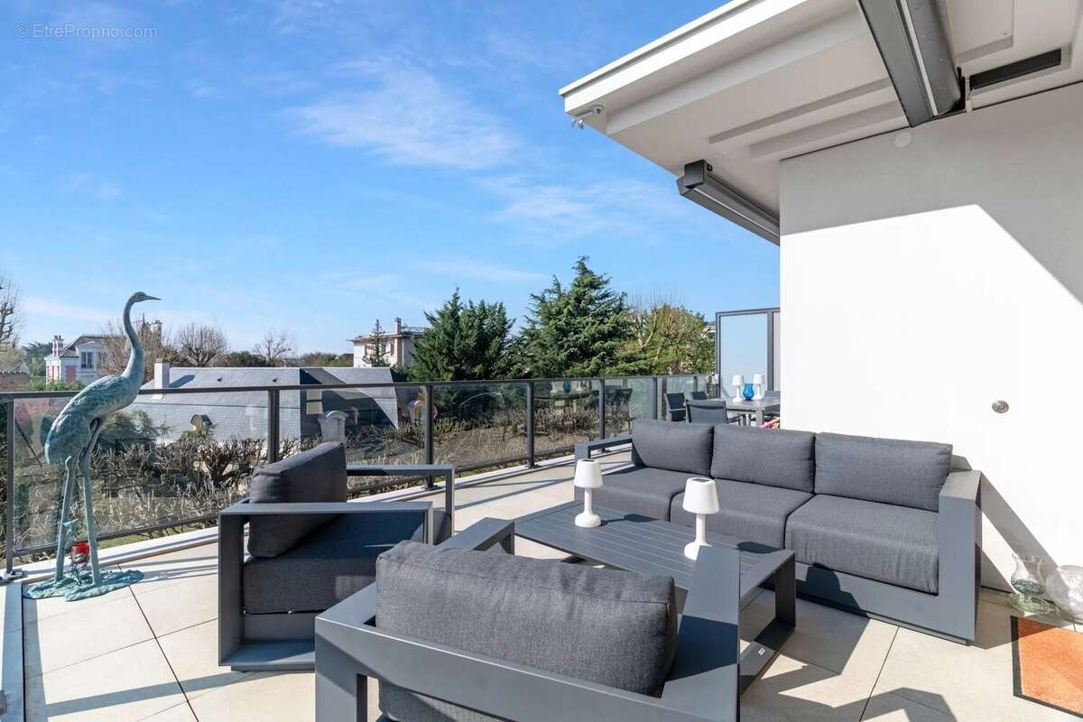 Appartement à SAINT-MAUR-DES-FOSSES