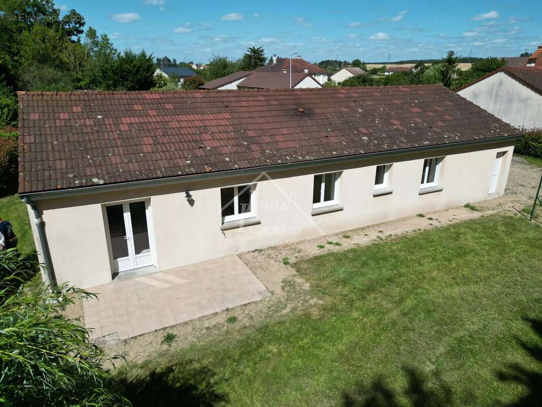 Maison à SAINT-POURCAIN-SUR-SIOULE