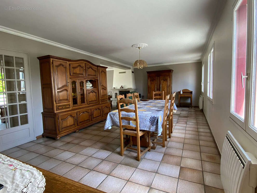 LANGUIDIC BOURG - Maison  7 pièces 161 m2 - photo 7