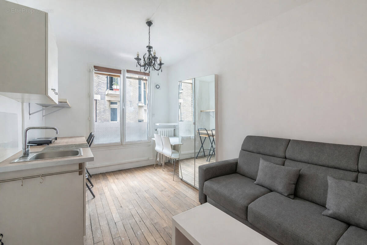 Appartement à PARIS-15E