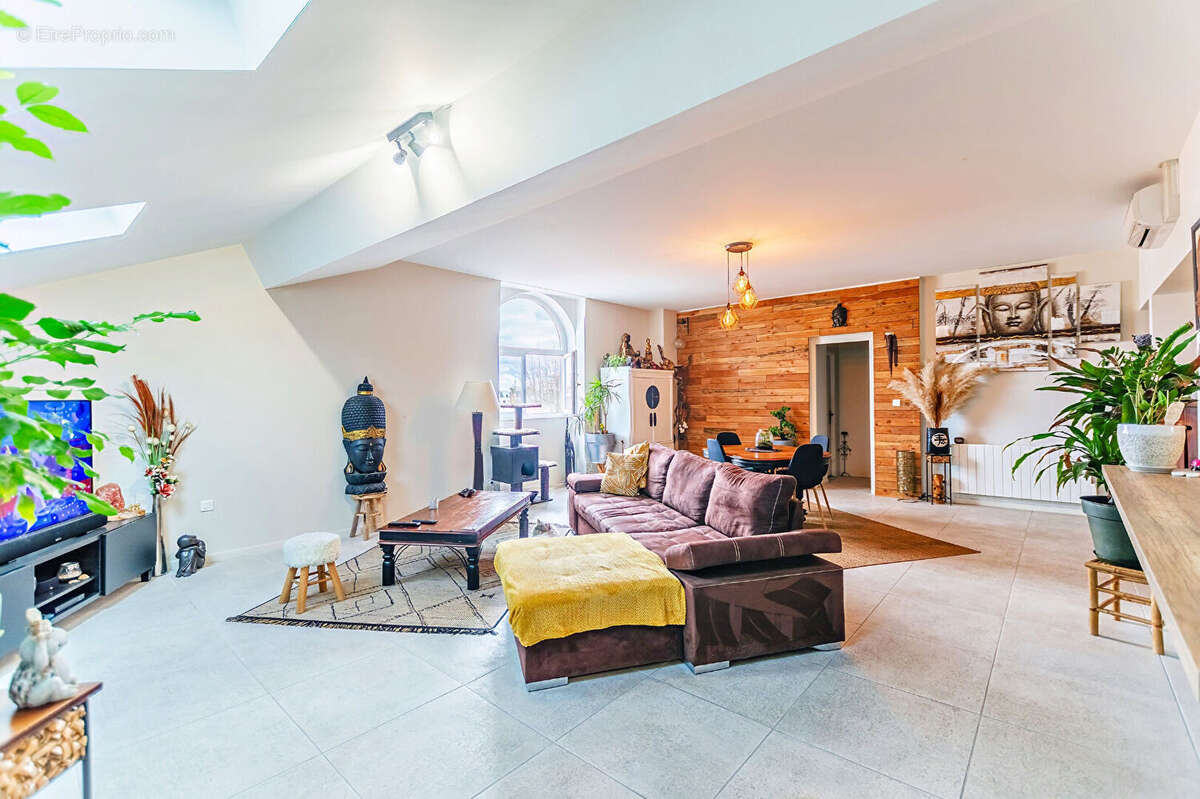 Appartement à MONTLUEL