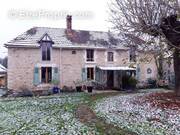 Maison à COULONGES