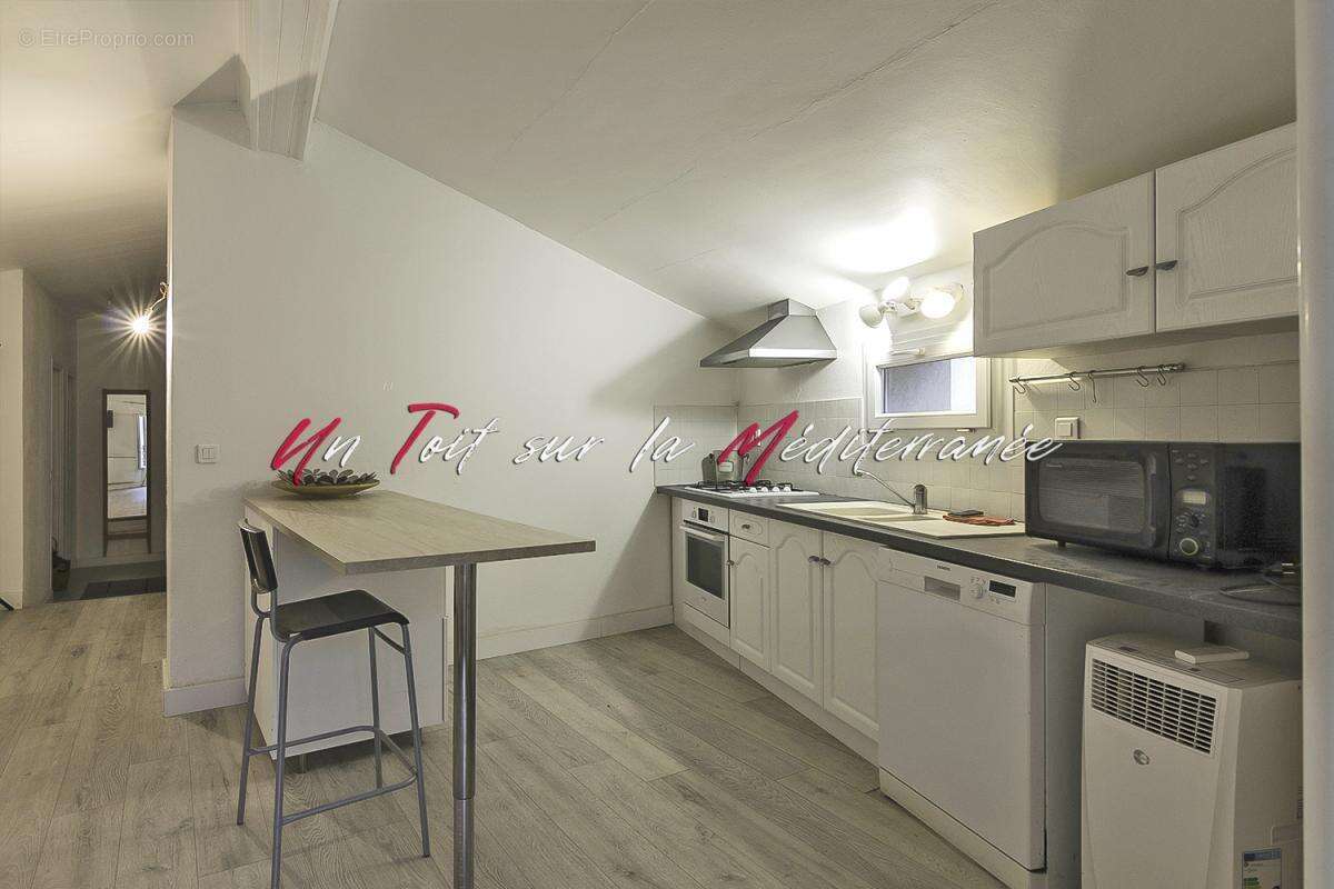Appartement à BORMES-LES-MIMOSAS