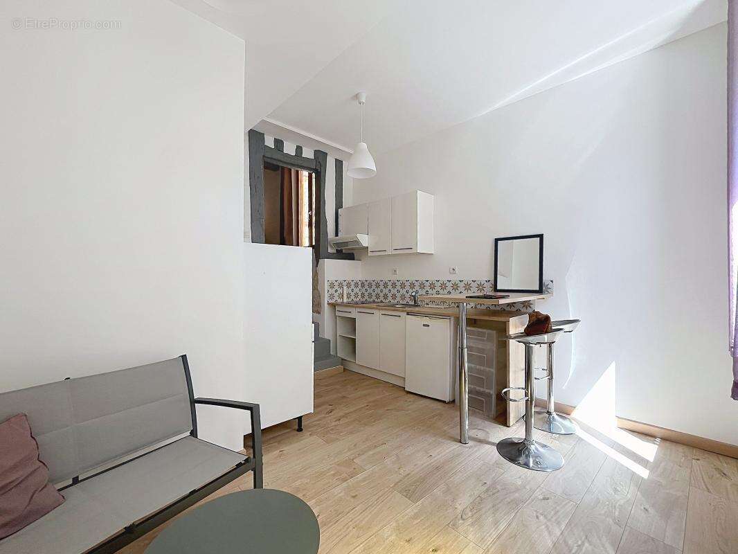 Studio avec chambre séparée à vendre à Rouen centre-ville - photo 4