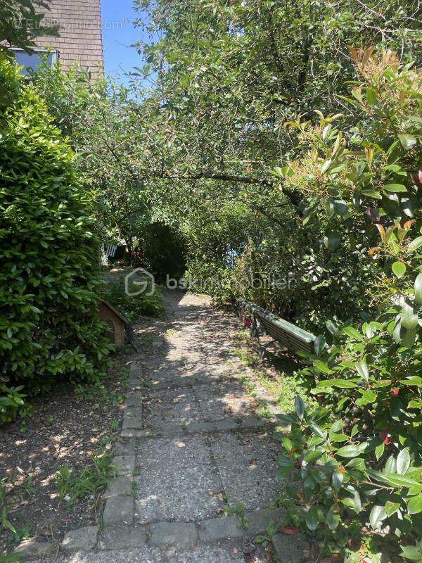 Maison à CHAMPIGNY-SUR-MARNE