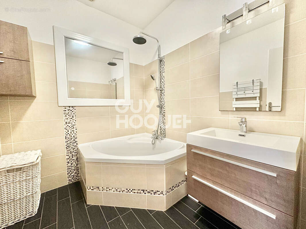 Maison à GUJAN-MESTRAS