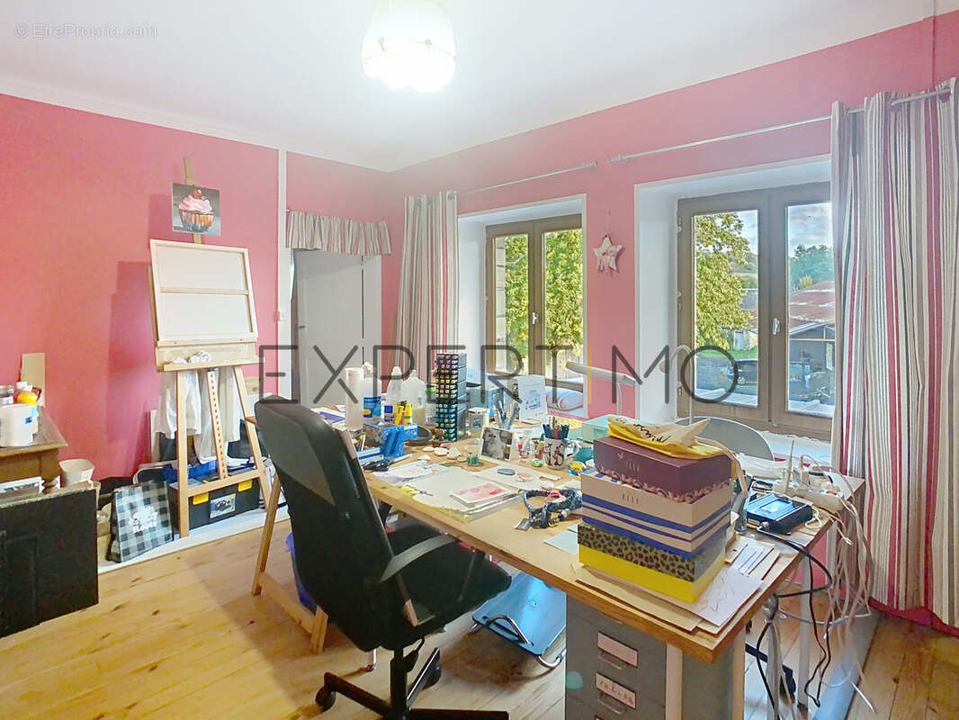 Maison à MONTS-EN-BESSIN