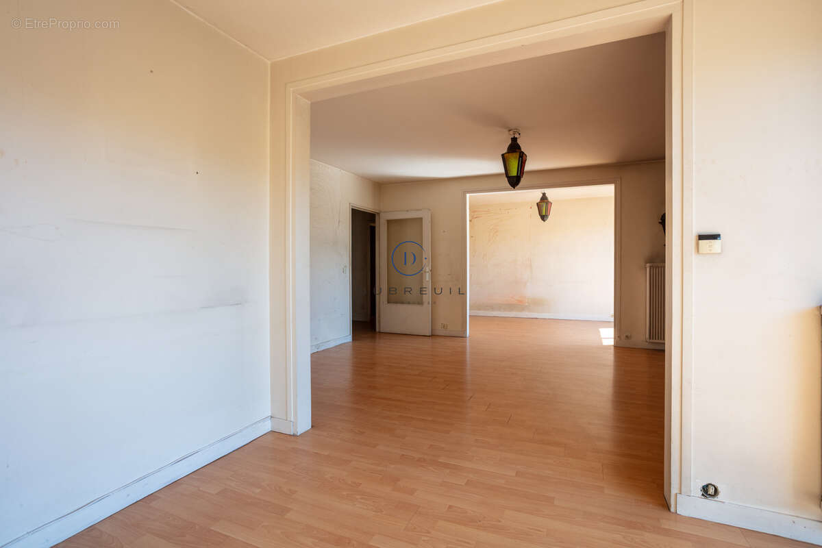 Appartement à ASNIERES-SUR-SEINE