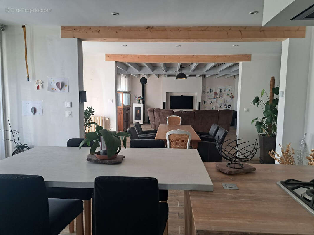 Maison à SAINT-MACAIRE