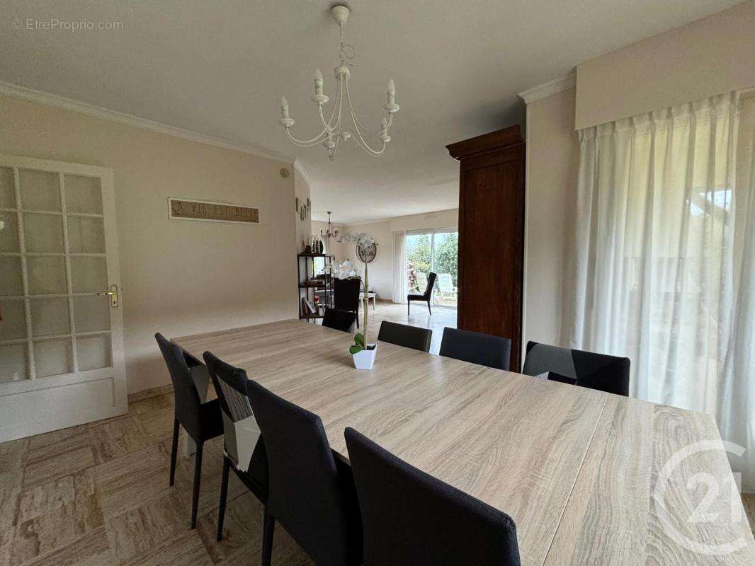 Maison à RECQUES-SUR-COURSE